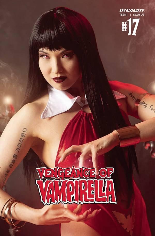 VENGEANCE OF VAMPIRELLA #17 CVR D STALCUP COSPLAY (SHIPS 04-21-21) - PCKComics.com